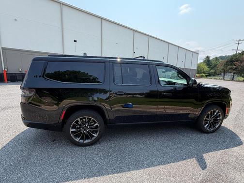 Black 2025 Jeep Grand Wagoneer L Series III Obsidian