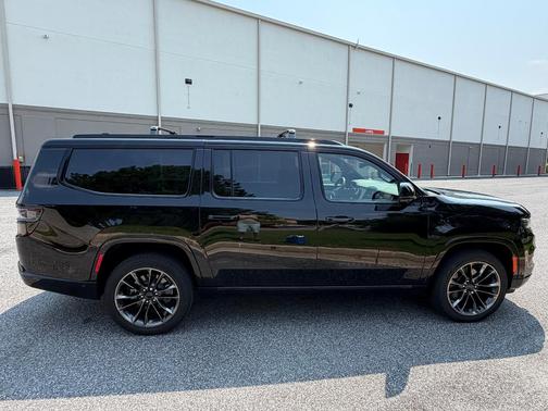 Black 2025 Jeep Grand Wagoneer L Series III Obsidian