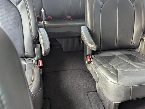 Black 2019 Chrysler Pacifica Touring L