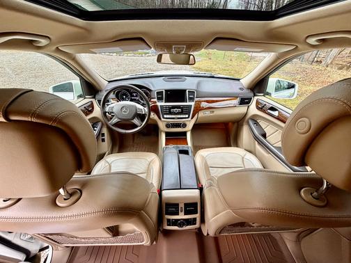 2013 Mercedes-Benz GL-Class GL 550 4MATIC