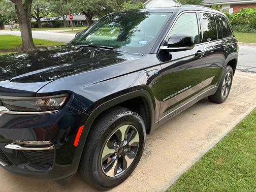 Blue 2022 Jeep Grand Cherokee 4xe Base