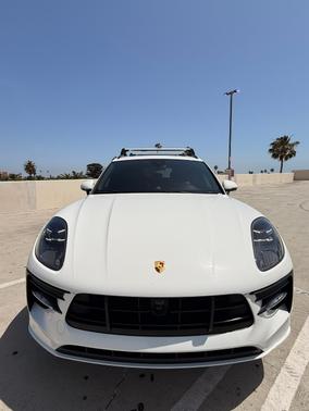 White 2020 Porsche Macan Macan GTS