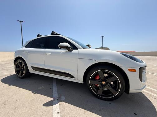 White 2020 Porsche Macan Macan GTS