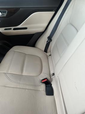 Green 2018 Jaguar F-PACE 30t Prestige