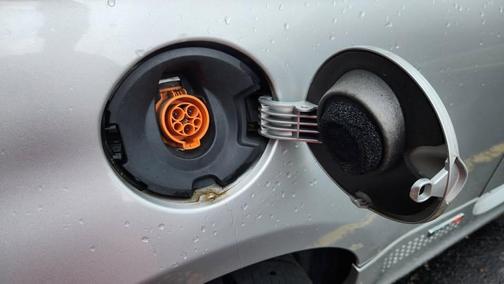 Silver 2013 FIAT 500e Battery Electric