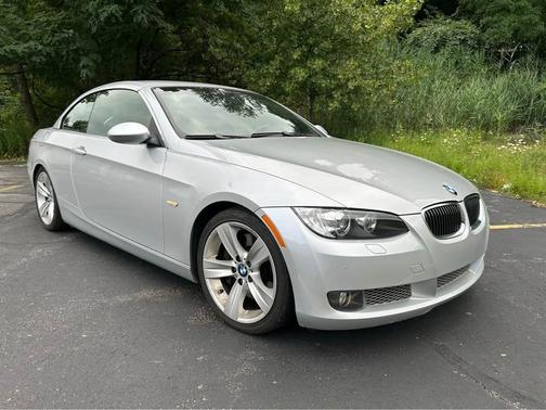 Silver 2007 BMW 335 i