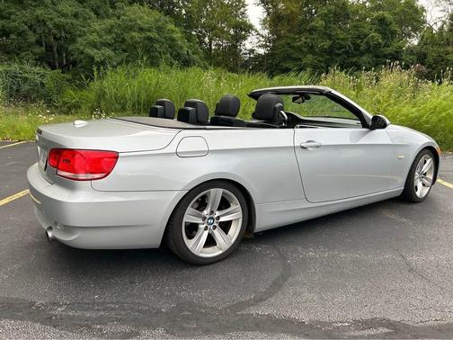 Silver 2007 BMW 335 i