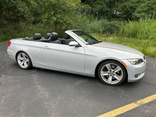 Silver 2007 BMW 335 i