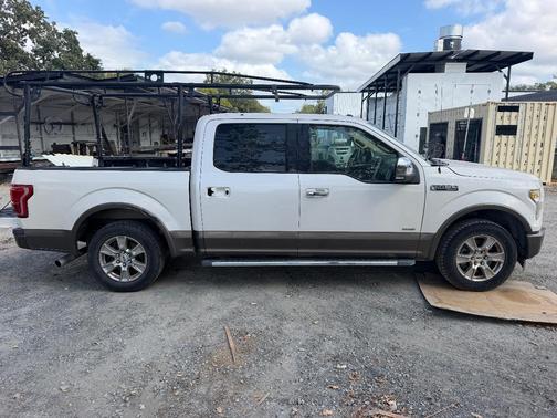 White 2015 Ford F-150 Lariat