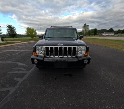 Black 2008 Jeep Commander Sport