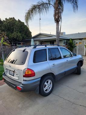2004 Hyundai SANTA FE Base