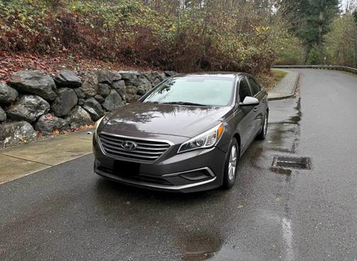 2017 Hyundai SONATA SE