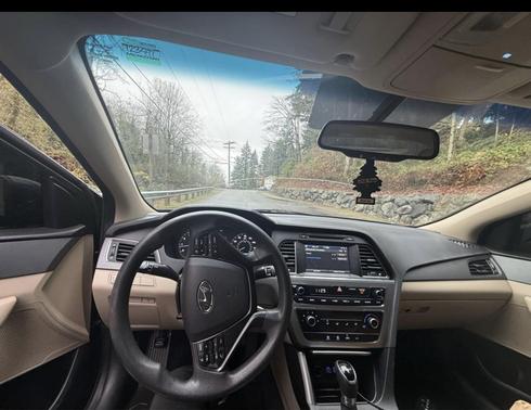 2017 Hyundai SONATA SE