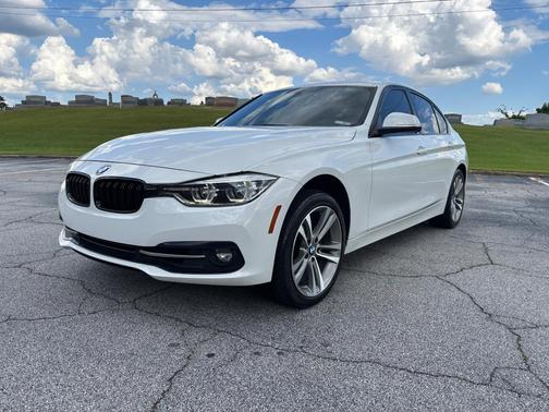 White 2018 BMW 330 i
