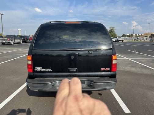2003 GMC Yukon XL 1500 SLT