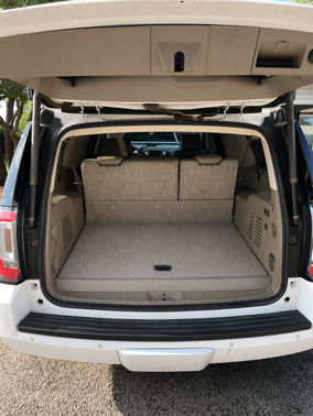 White 2019 GMC Yukon XL SLT