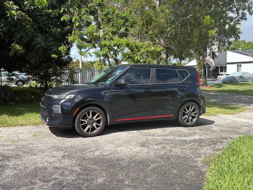 Black 2021 Kia Soul GT-Line