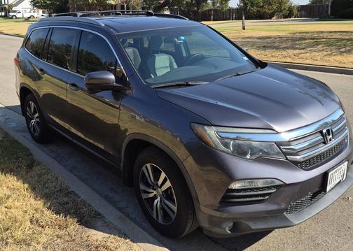 Gray 2017 Honda Pilot EX-L