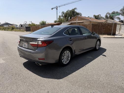 Gray 2016 Lexus ES 350 Base