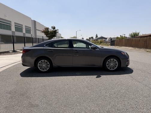 Gray 2016 Lexus ES 350 Base