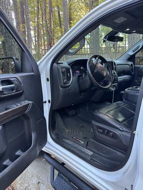 White 2022 Chevrolet Silverado 1500 Limited RST