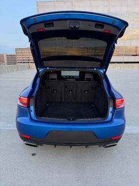 2021 Porsche Macan Macan