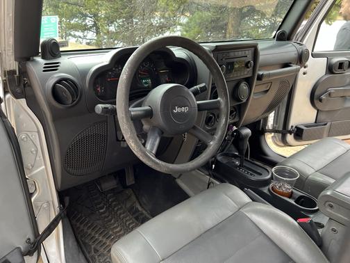 Silver 2009 Jeep Wrangler X