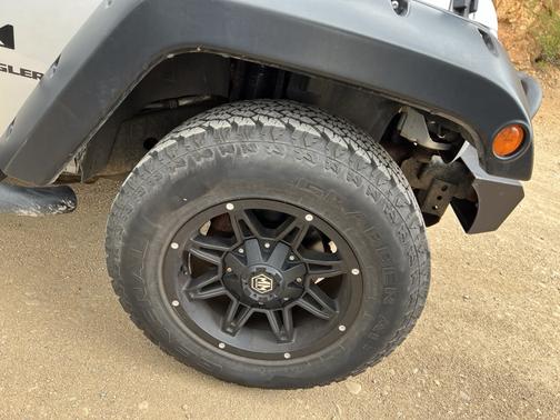 Silver 2009 Jeep Wrangler X