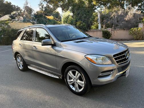 Gray 2014 Mercedes-Benz M-Class ML 350 BlueTEC 4MATIC