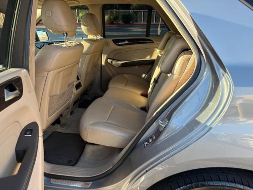 Gray 2014 Mercedes-Benz M-Class ML 350 BlueTEC 4MATIC
