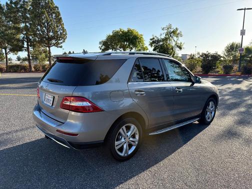 Gray 2014 Mercedes-Benz M-Class ML 350 BlueTEC 4MATIC