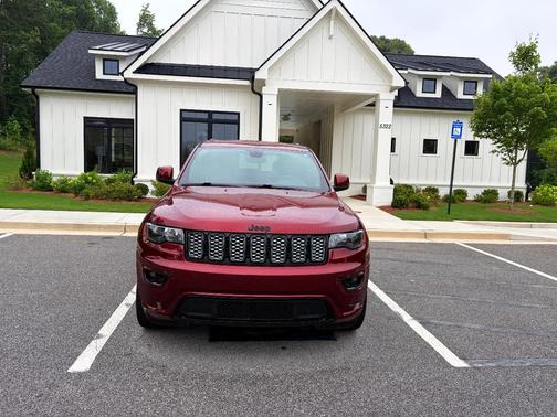 Red 2020 Jeep Grand Cherokee Altitude