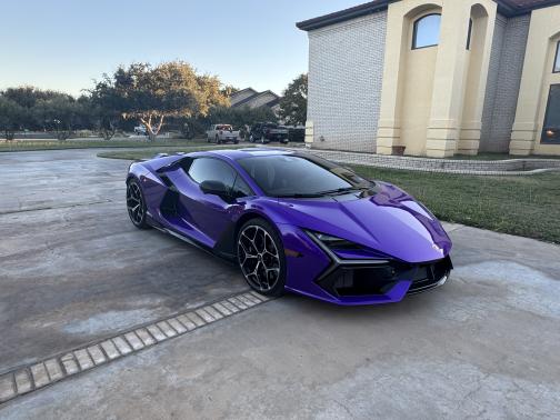 2024 Lamborghini Revuelto Base