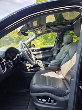 2019 Porsche Cayenne Base