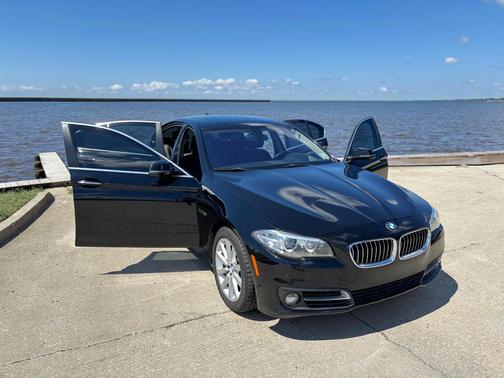 Black 2016 BMW 535 i