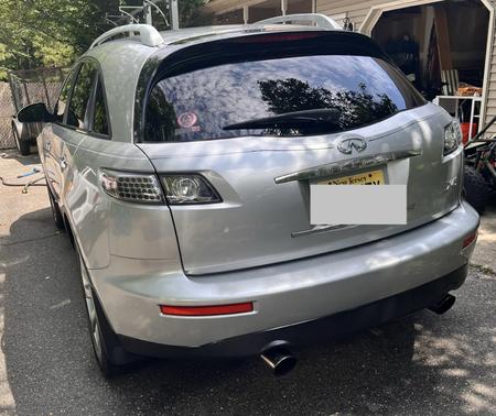 2005 INFINITI FX45 Base