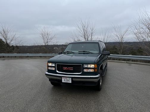 1998 GMC Suburban 1500