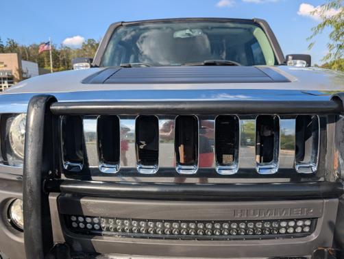2009 Hummer H3 Base