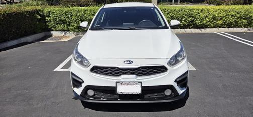 White 2021 Kia Forte LXS