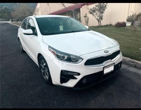 White 2021 Kia Forte LXS