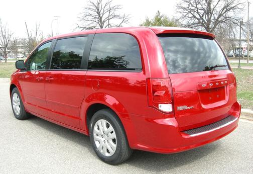 Red 2016 Dodge Grand Caravan AVP/SE