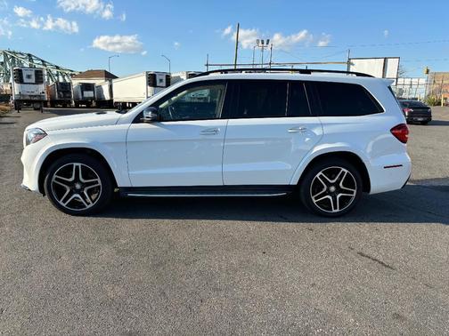 2017 Mercedes-Benz GLS 550 4MATIC