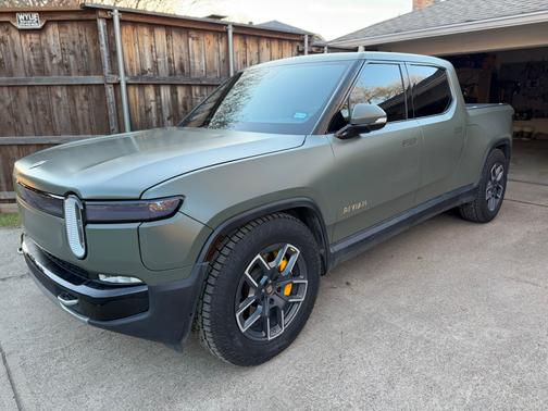 2022 Rivian R1T Launch Edition