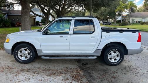 2003 Ford Explorer Sport Trac XLT