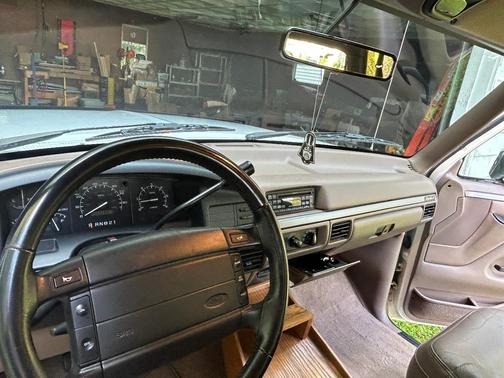 Beige 1995 Ford Bronco Eddie Bauer