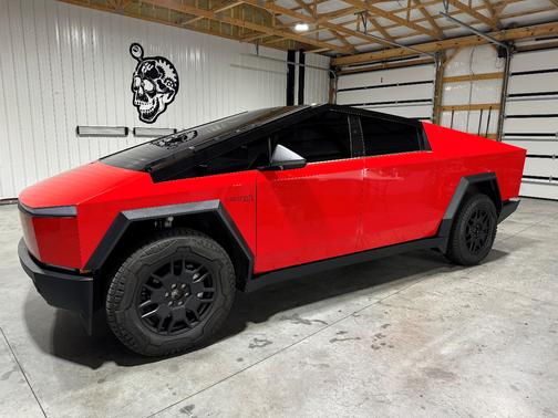 2024 Tesla Cybertruck Cyberbeast