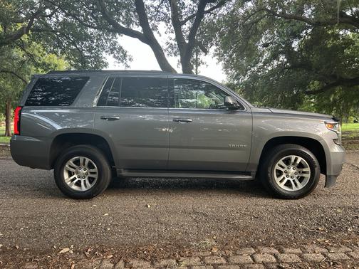 Gray 2018 Chevrolet Tahoe LT
