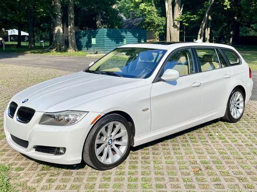 2011 BMW 328 i