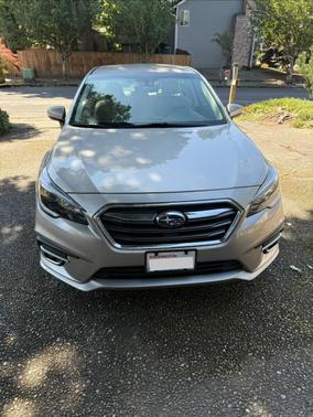 Gold 2018 Subaru Legacy 2.5i Premium