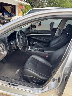 Silver 2013 INFINITI G37 x